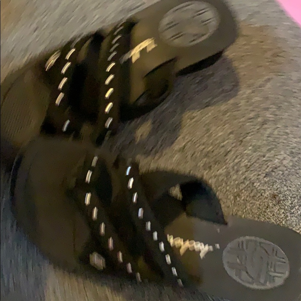 Flip flops